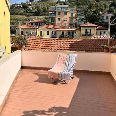 Cheerful Room, Sharing Kitchen In A Cosy Family Art House, Ideal For One Person Or Couple San Remo Extérieur photo