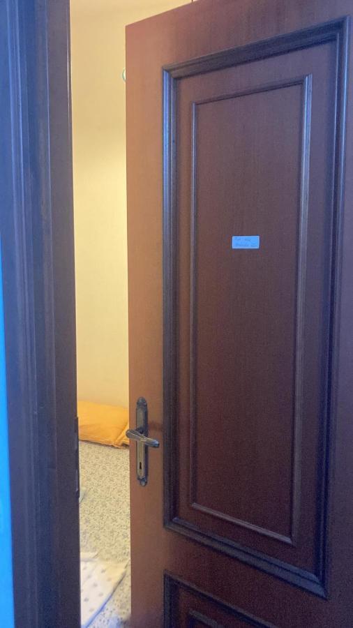 Cheerful Room, Sharing Kitchen In A Cosy Family Art House, Ideal For One Person Or Couple San Remo Extérieur photo